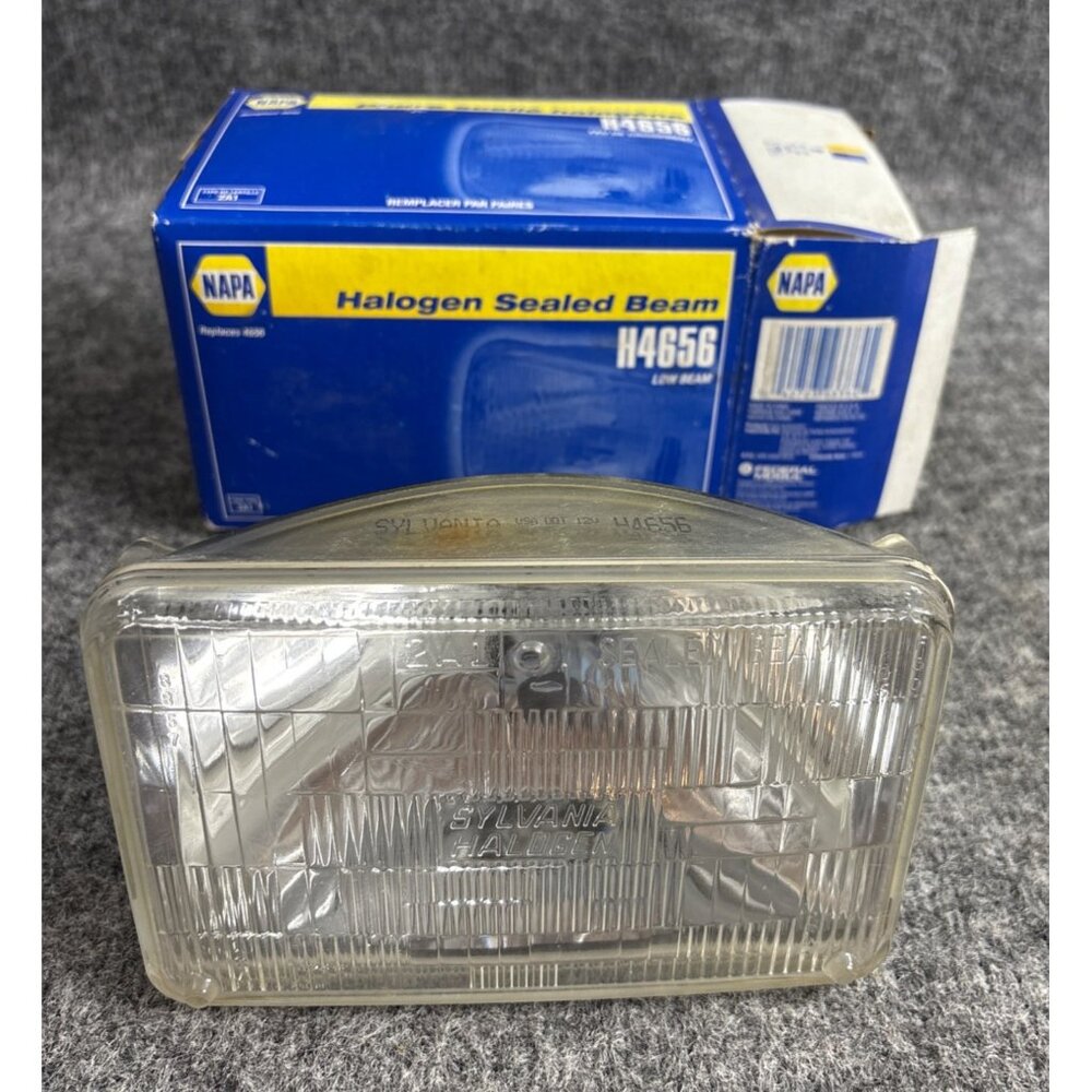 NAPA Sylvania Halogen Sealed Beam H4656 Low Beam Headlight USA 12V